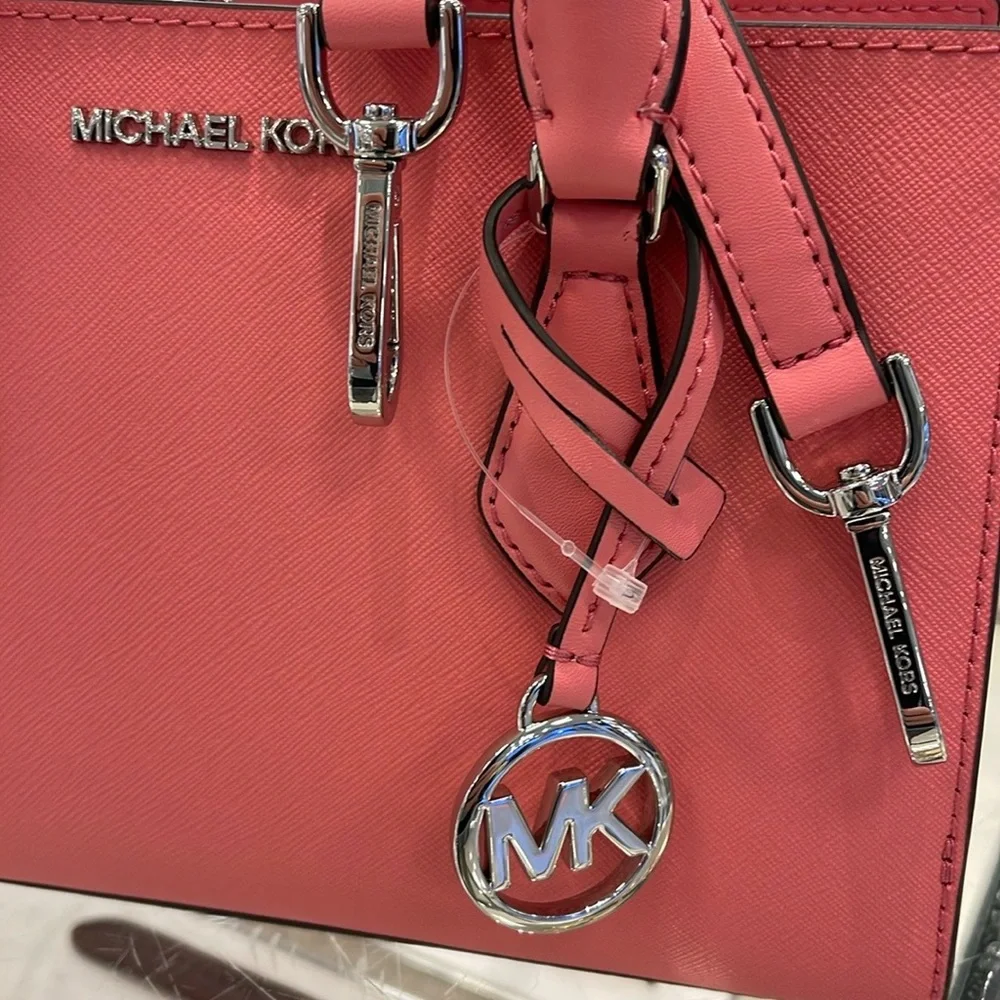 MICHAEL KORS
Sheila Small Faux Saffiano Leather Satchel
Tea Rose 
NWT - Picture 16 of 16